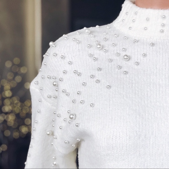 White Embellished Pearl Turtleneck Knit Sweater - Picture 2 of 8